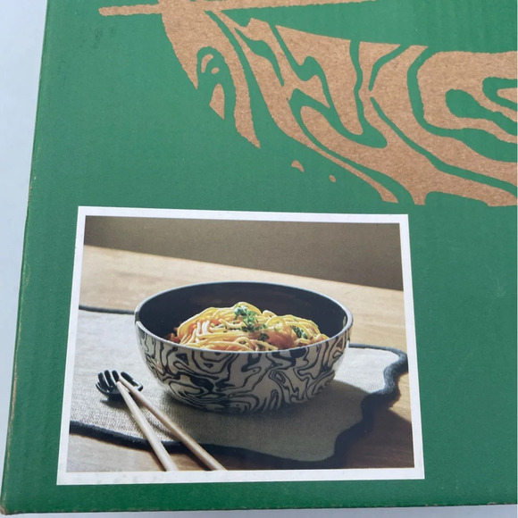 NWT Urban Outfitters Hand Ramen Bowl Set - Picture 5 of 14